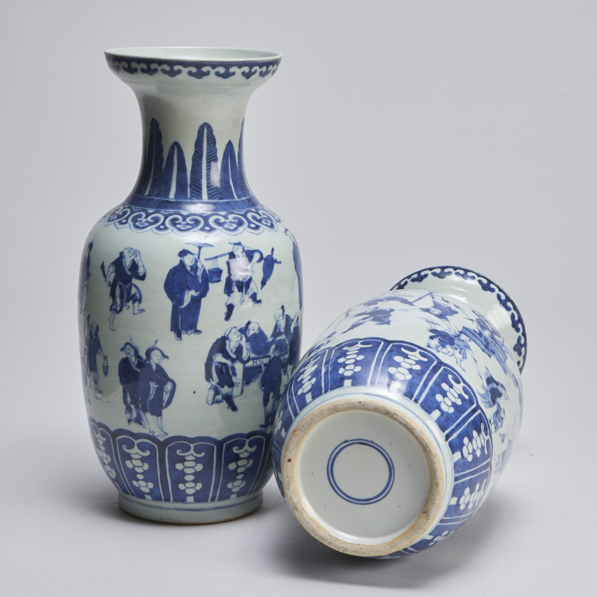 Pair of Chinese Porcelain Blue & White Pair of Chinese Porcelain Blue & White