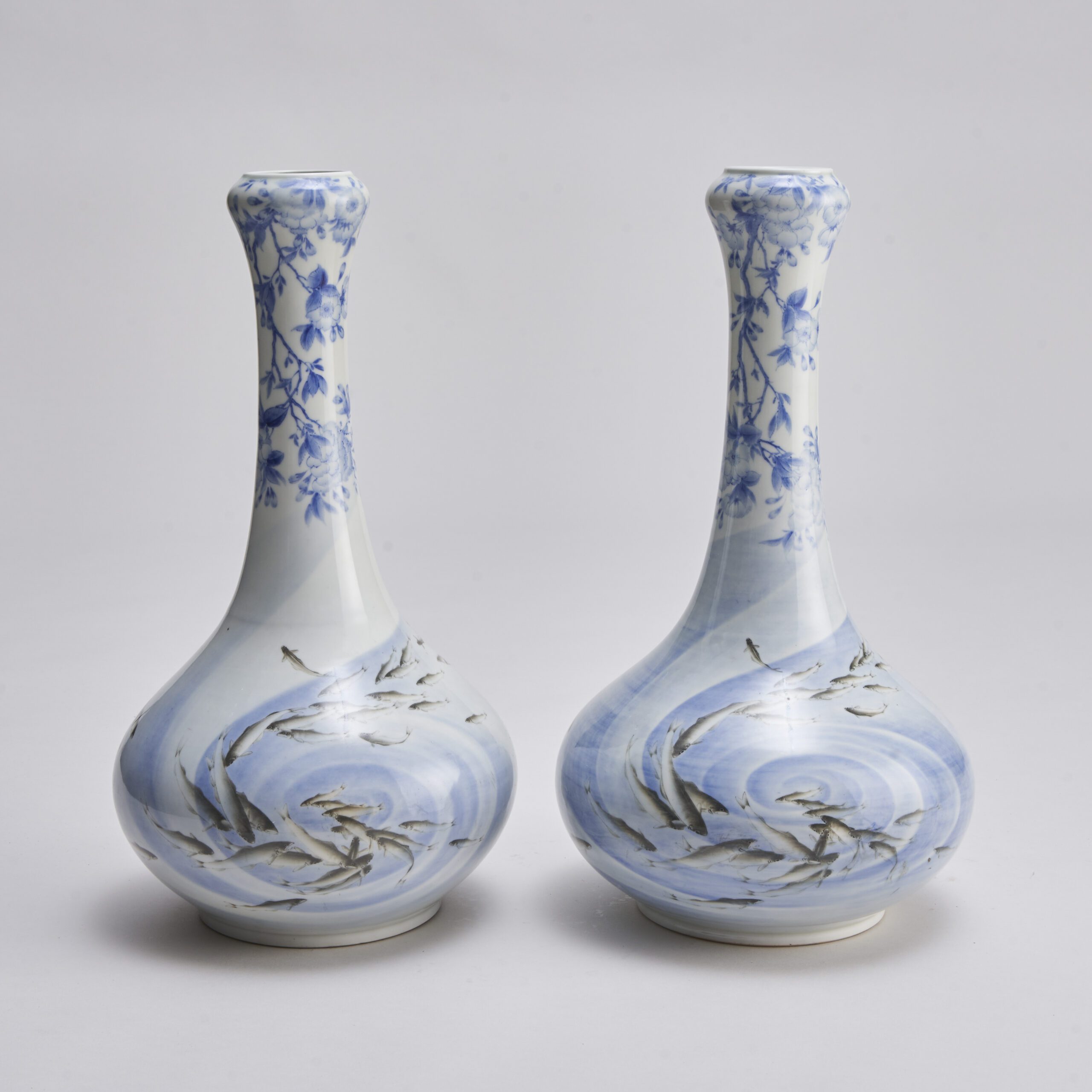 White Glazed Porcelain Yaolingzun Vase White Glazed Porcelain Yaolingzun Vase