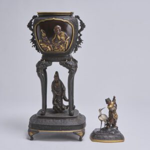Our featured work of art for May, a monumental statement of Meiji-era craftsmanship - Kevin Page Antiques 2 Our featured work of art for May, a monumental statement of Meiji-era craftsmanship - Kevin Page Antiques