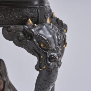 Our featured work of art for May, a monumental statement of Meiji-era craftsmanship - Kevin Page Antiques 3 Our featured work of art for May, a monumental statement of Meiji-era craftsmanship - Kevin Page Antiques